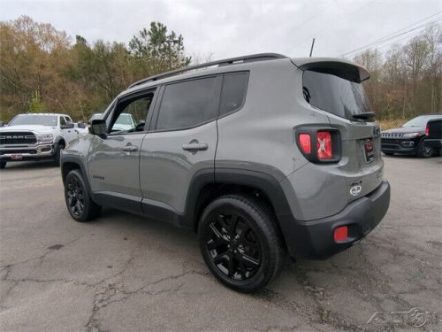 2022 jeep renegade latitude