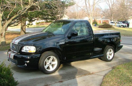 2003 ford lightning f-150 pick-up