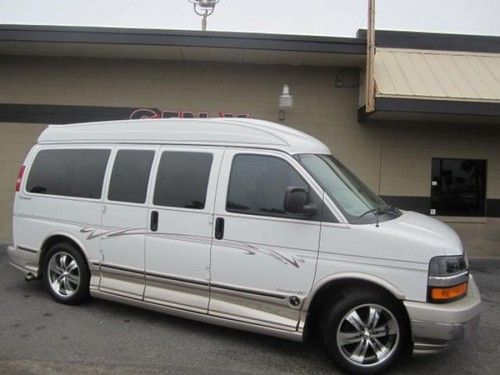 2004 chevrolet express passenger