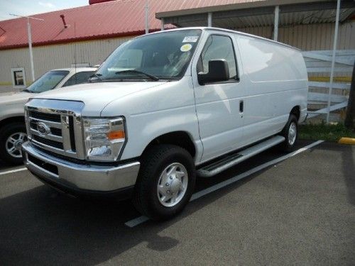 2012 ford econoline cargo van only 8000 miles! lik