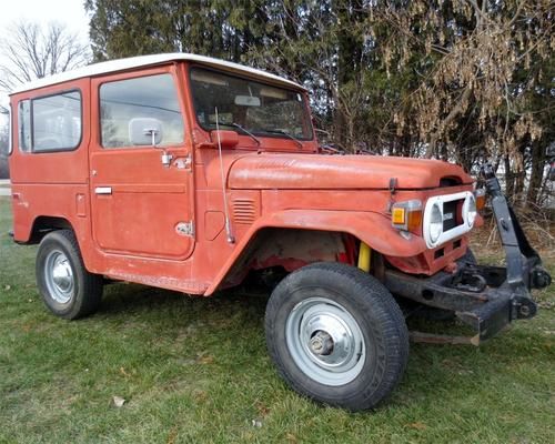 1977 toyota land cruiser fj40 **solid** runs drives ** ready for restoration **