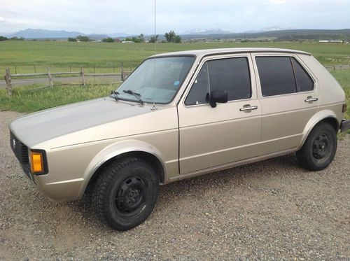 1981 volkswagen rabbit ls deluxe hatchback 4-door 1.6l