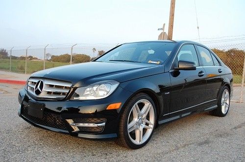 2012 mercedes c250! amg pck! low miles! black on black! black beauty!