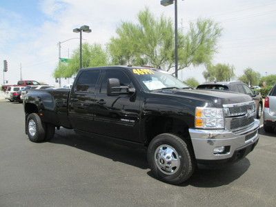 2011 4x4 4wd black v8 diesel leather navigation dvd miles:27k dually certified