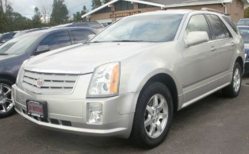 Sharp 2006 cadillac srx awd