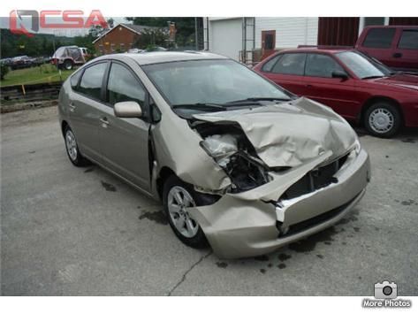 Salvage easy to fix runs drive hybrid 2005 prius