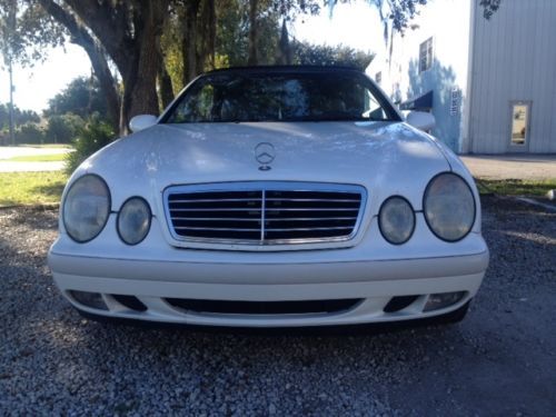 1999 mercedes benz clk 320 convertible 2 door coupe 6 cyl auto white w/ black fl