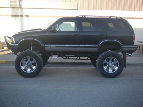 Custom 1995 chev blazer,totally new,clean title,registered in oregon