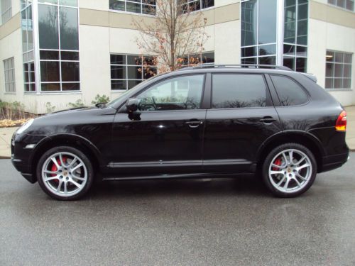 2008 cayenne turbo black/black msrp $119,775.