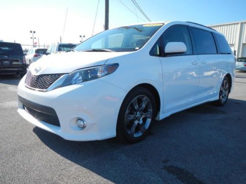 2011 toyota sienna se 8 passenger one owner local trade nice van