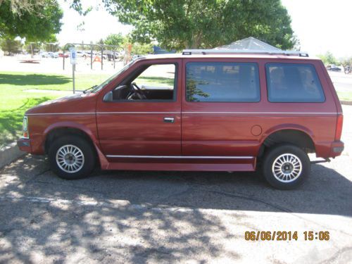 1987 dodge caravan handicap van (no reserve)