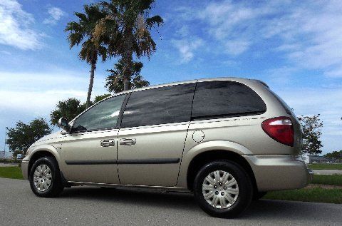 3.3l~cd~goodyear tires~24 mpg&#039;s~wife&#039;s demo~florida van~monochromatic accents