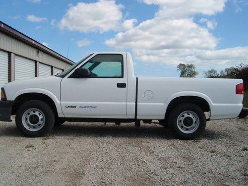 Chevrolet s-10 electric vehicle ev truck