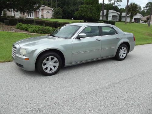 2005 chrysler sedan 4d touring 300-v6 low miles 77,000