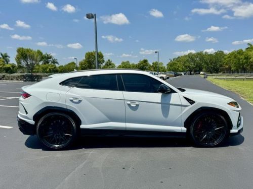 2019 lamborghini urus sport utility 4d