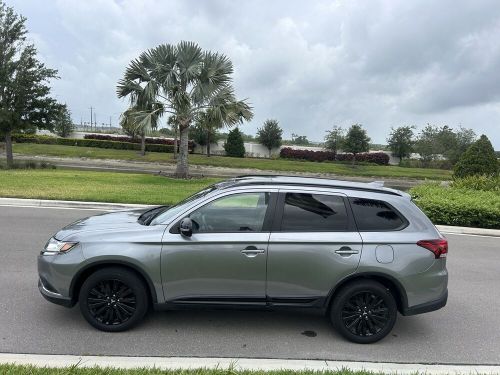 2020 mitsubishi outlander se