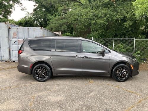 2020 chrysler pacifica launch edition