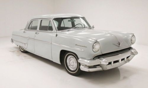 1954 lincoln cosmopolitan sedan