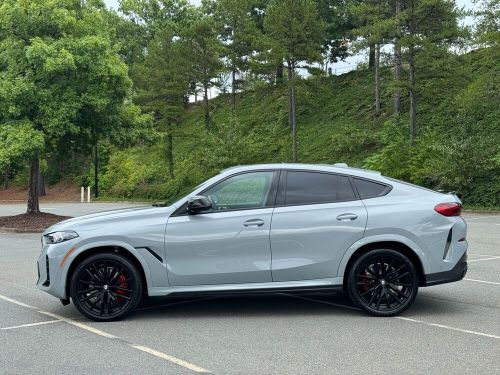 2024 bmw x6 m60i m sport pro pkg / exec pkg / dynamic handling pkg