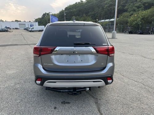 2020 mitsubishi outlander se