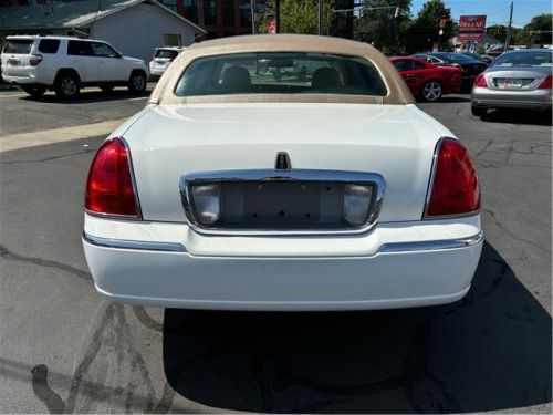 2010 lincoln town car signature limited