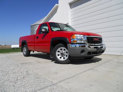 2005 gmc sierra 1500 base standard cab pickup 2-door 4.8l regular cab fire red