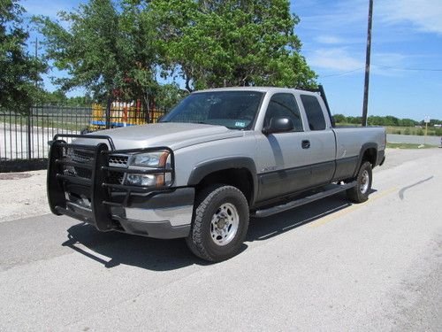 2005 chevy silverado k2500 ext. cab 4x4 8.1 vortec and allison transmission/////