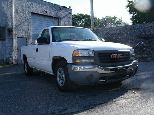 2004 gmc sierra 1500 base standard cab pickup 2-door 4.3l