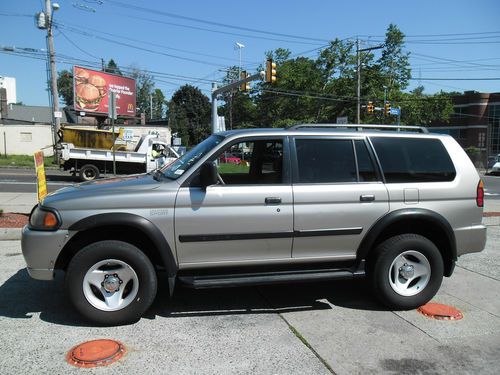 Montero sport! 78000 miles! 4x4 runs like new! great! clean