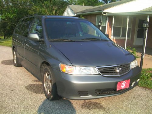 2000 honda odyssey van