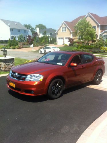 2012 dodge avenger sxt plus sedan 4-door 3.6l