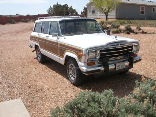 1990 jeep grand wagoneer base sport utility 4-door 5.9l