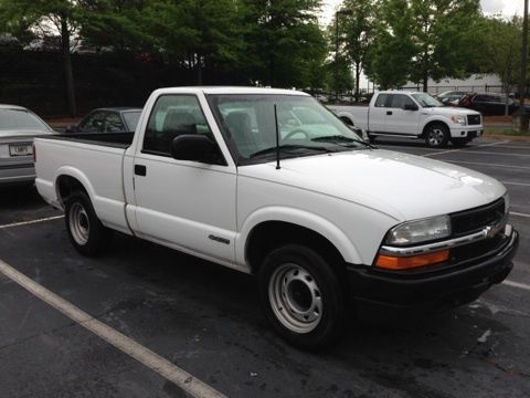 Purchase used 2002 Chevrolet S-10 2 Dr Standard Cab Regular Bed in ...