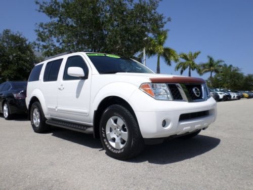 2005 nissan pathfinder se off-road sport utility 4-door 4.0l