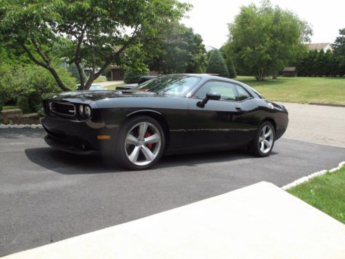 2009 dodge challenger srt8, black with additional engine work