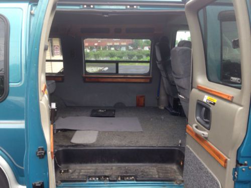 1998 chevrolet express wheelchair van with 51k miles