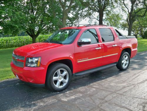 2011 chevrolet avalanche ltz crew cab pickup 4-door 5.3l