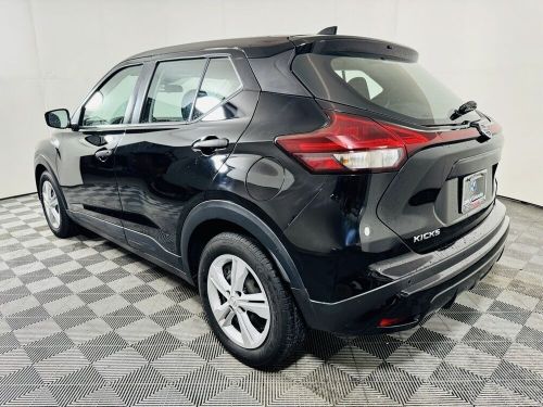 2021 nissan kicks s