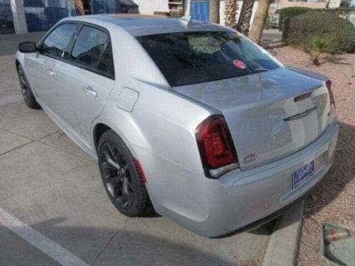 2023 chrysler 300 series touring l rwd