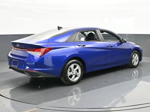 2022 hyundai elantra se