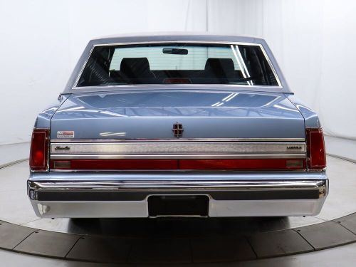 1988 lincoln town car