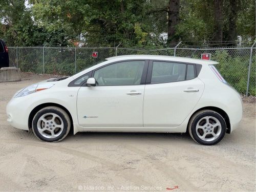 2011 nissan leaf