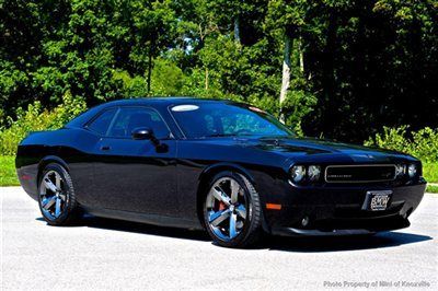 Mint 2008 dodge challenger srt8 493hp hemi..33k miles, loaded, nav, k&amp;n &amp; more!!