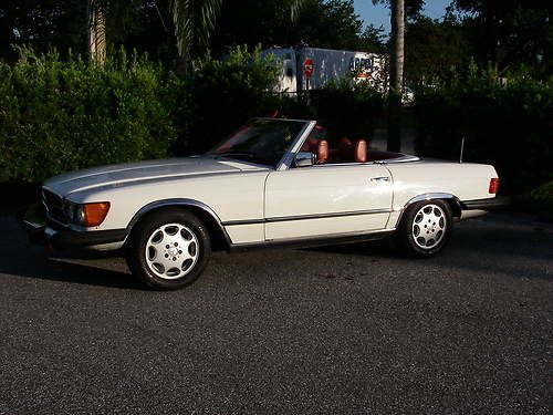 1979 mercedes benz 450 sl convertibile white / red