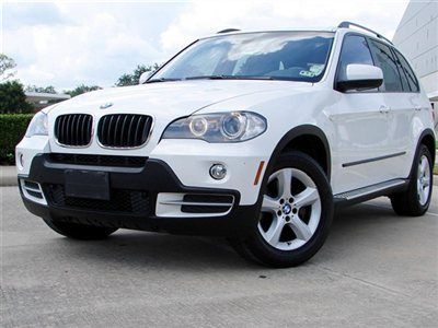 Bmw x5 3.0si awd,pwr letaher heated sts,navigation,reverse camera,panoramic roof