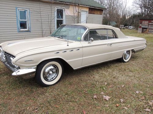 Rare 1961 buick electra 225 convertible original paint, never restored museum qu