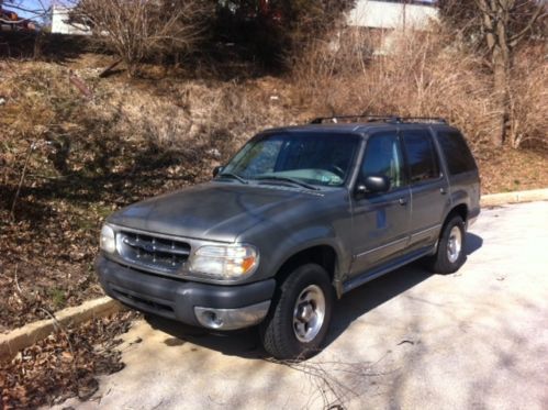 2000 ford explorer xlt sport utility 4-door 4.0l