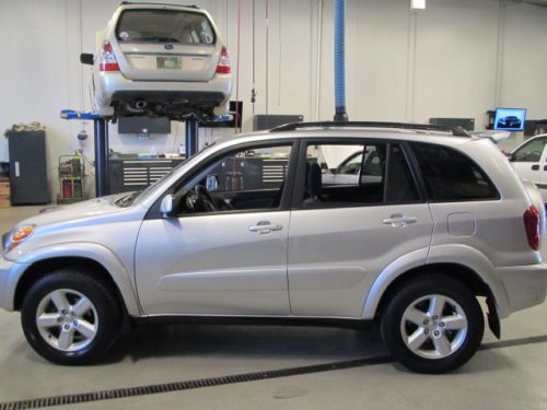 2004 toyota rav4 awd