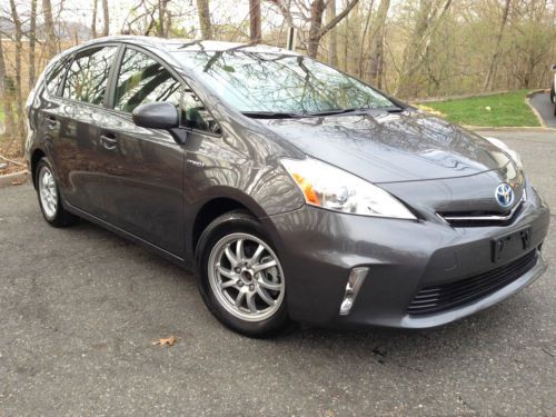 2012 toyota prius v base wagon 4-door 1.8l