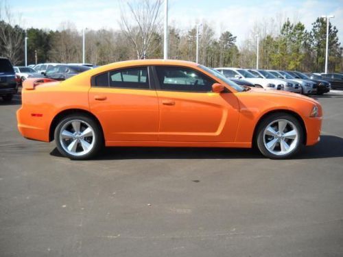 2014 dodge charger sxt